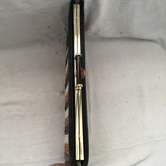 NINE West Clutch - Picture 9 of 10
